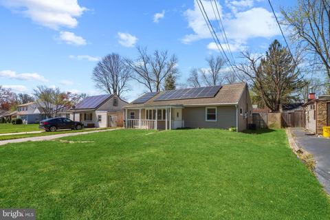 19 Dixfield Ave, Ewing, NJ 08618 photo 4