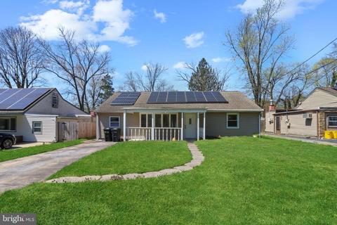 19 Dixfield Ave, Ewing, NJ 08618 photo 1