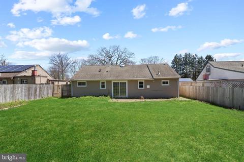 19 Dixfield Ave, Ewing, NJ 08618 photo 8