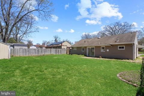 19 Dixfield Ave, Ewing, NJ 08618 photo 9