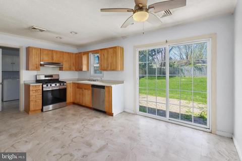 19 Dixfield Ave, Ewing, NJ 08618 photo 14