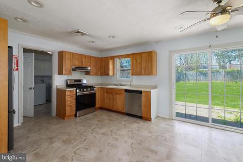 19 Dixfield Ave, Ewing, NJ 08618 photo 16