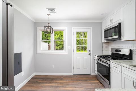 962 Terrace Blvd, Ewing, NJ 08618 photo 6