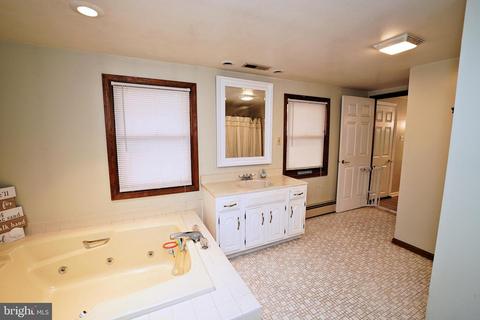 1015 Bear Tavern Rd, Ewing, NJ 08628 photo 22
