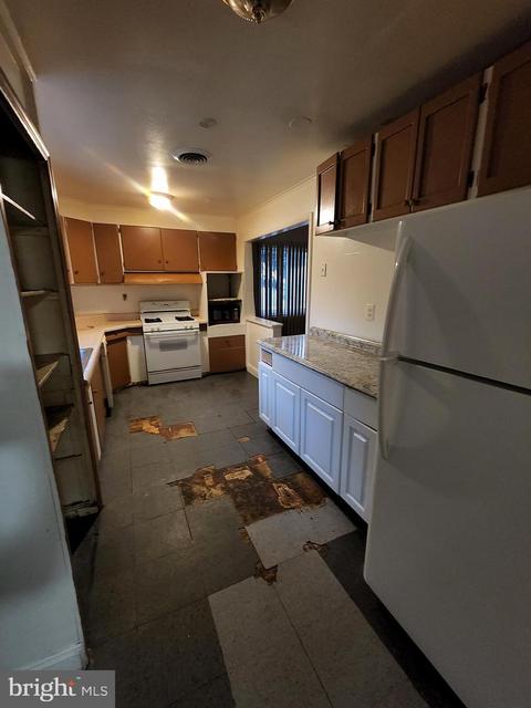 57 Farrell Ave, Trenton, NJ 08618 photo 7