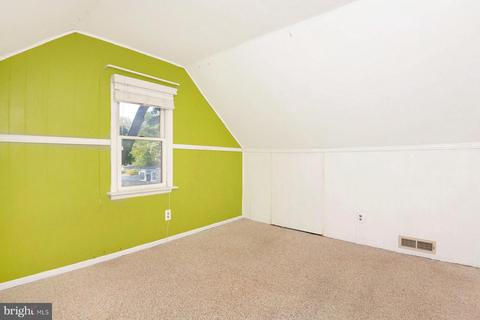 169 W Upper Ferry Rd, Ewing, NJ 08628 photo 15