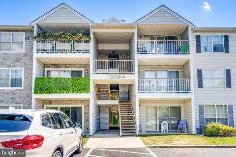 17 Aspen Ct, Hamilton, NJ 08619