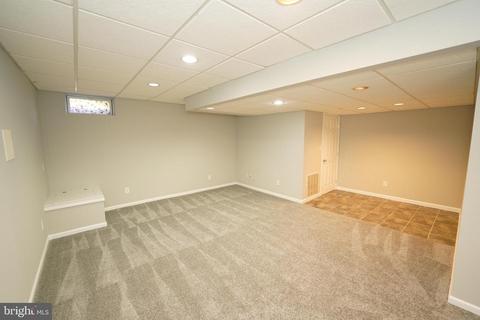 100 Violet, Ewing, NJ 08638 photo 29