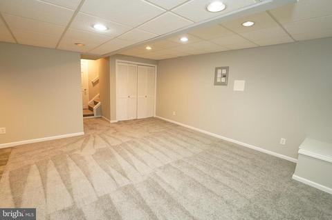 100 Violet, Ewing, NJ 08638 photo 31