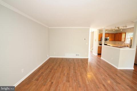 100 Violet, Ewing, NJ 08638 photo 8