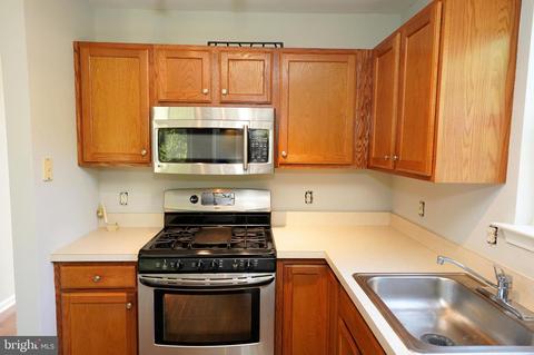 100 Violet, Ewing, NJ 08638 photo 15