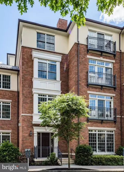 16 Paul Robeson Pl, Princeton, NJ 08542