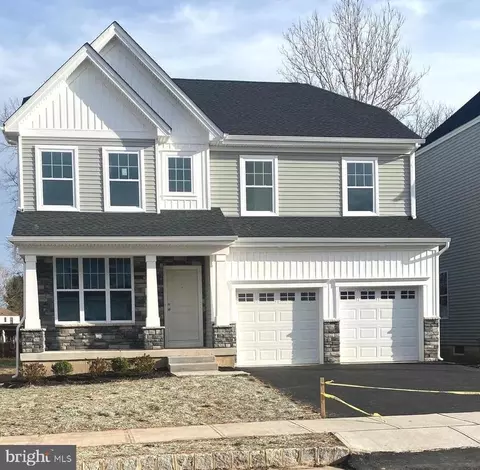 7 Misty Meadow Ln, Hamilton, NJ 08619