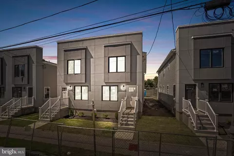 1322 Liberty St, Trenton, NJ 08629
