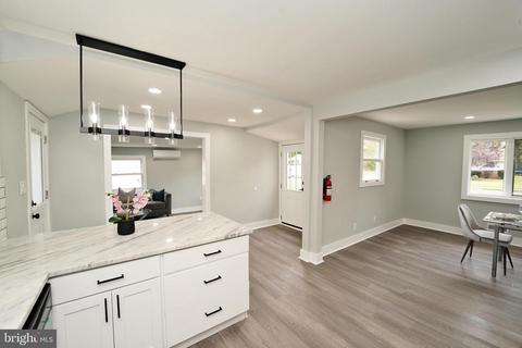 74 Sunset Blvd, Hamilton, NJ 08690 photo 12