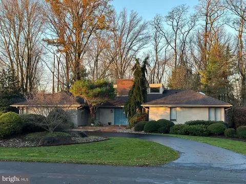 7 Deer Run, Princeton, NJ 08540