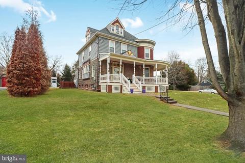 138 Central Ave, Ewing, NJ 08628