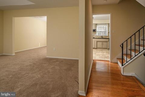 16 Gloucester Ln, Ewing, NJ 08618 photo 3