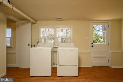 16 Gloucester Ln, Ewing, NJ 08618 photo 23