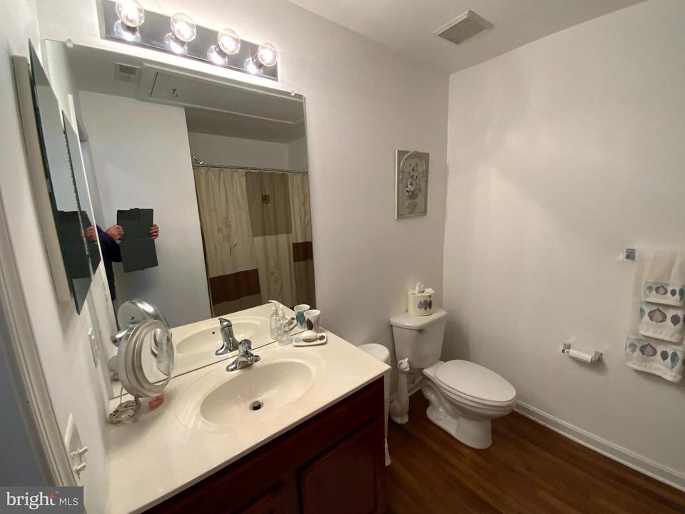  165 Federal Point Blvd, Lawrence Township, NJ 08648 photo 17