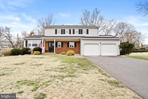 16 Andree Pl, Hamilton, NJ 08619