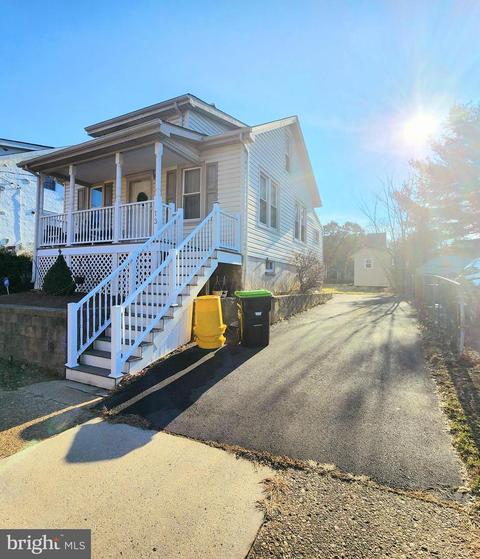 13 Hazelhurst, Ewing, NJ 08638