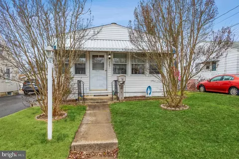 229 Churchill Ave, Trenton, NJ 08610