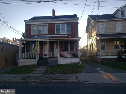 823 Spruce St, Trenton, NJ 08638