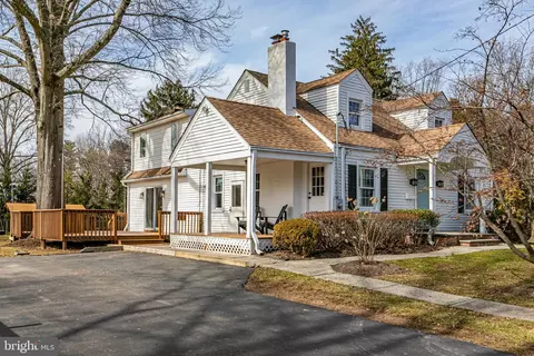 320 Sked St, Pennington, NJ 08534