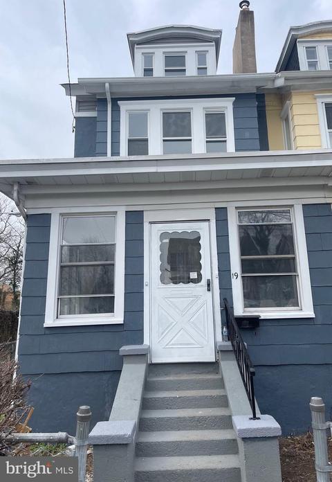 19 N Dean Ave, Trenton, NJ 08618