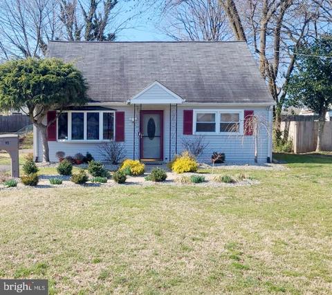 95 Glen Mawr Dr, Trenton, NJ 08618