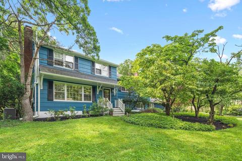 221 Shadybrook Ln, Princeton, NJ 08540