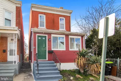 41 Stout Ave, Ewing, NJ 08638