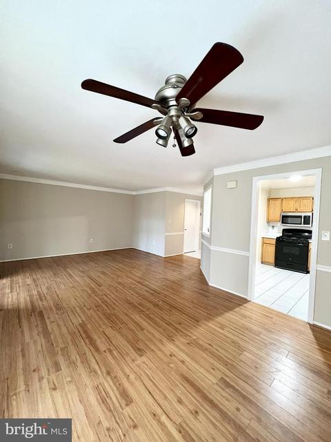 493 Silvia St, Trenton, NJ 08628 photo 2