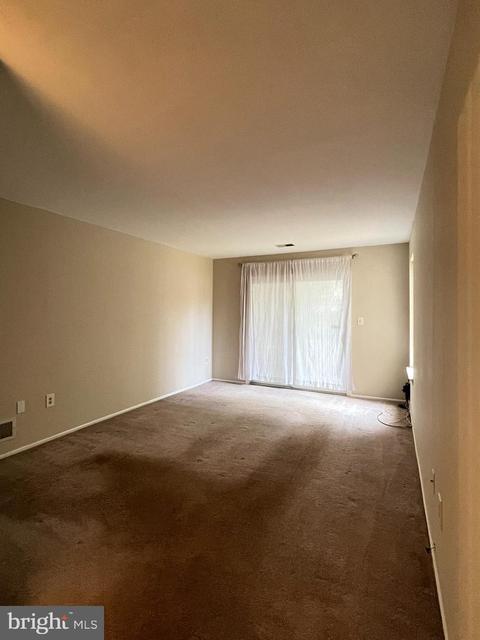 493 Silvia St, Trenton, NJ 08628 photo 11