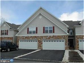 83 Heath Ct, Pennington, NJ 08534