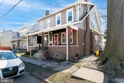9 Pierce Ave, Trenton, NJ 08629