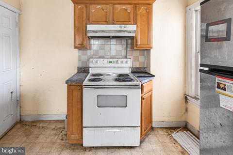 1064 Pennington Rd, Ewing, NJ 08618 photo 10
