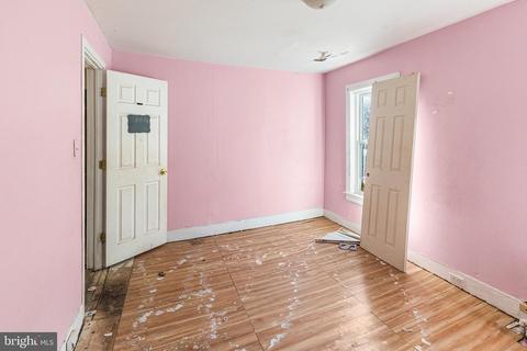 1064 Pennington Rd, Ewing, NJ 08618 photo 15