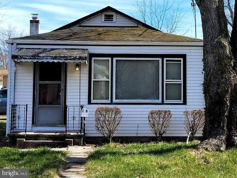 18 Browning Ave, Ewing, NJ 08638
