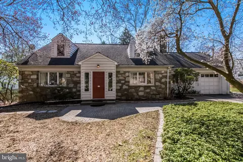 35 Cold Soil Rd, Lawrenceville, NJ 08648