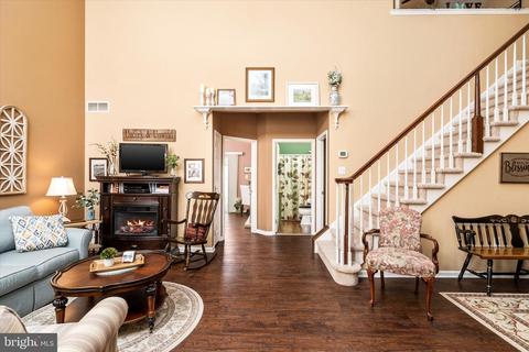 3 Fallview Ct, Hamilton, NJ 08690 photo 4