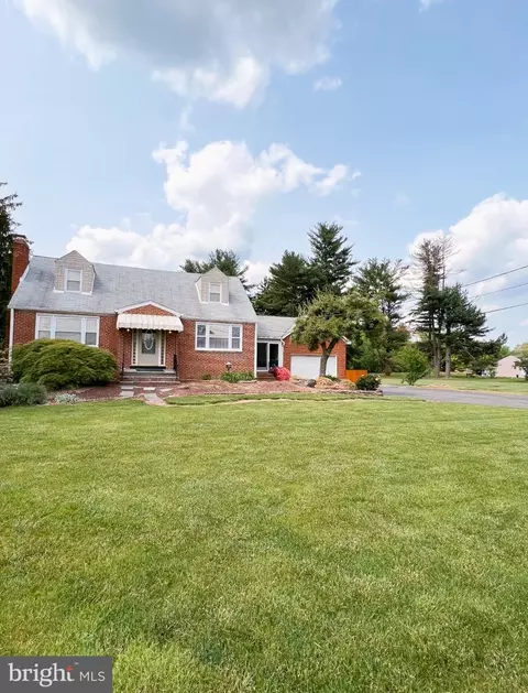 9 Washington Crossing Pennington Rd, Pennington, NJ 08534