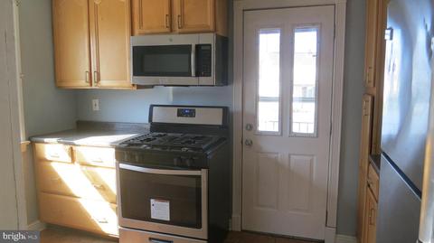 5 Pingree Ct, Ewing, NJ 08618 photo 4