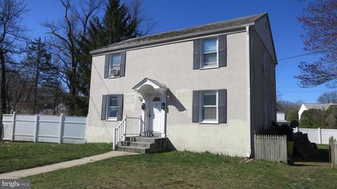 5 Pingree Ct, Ewing, NJ 08618