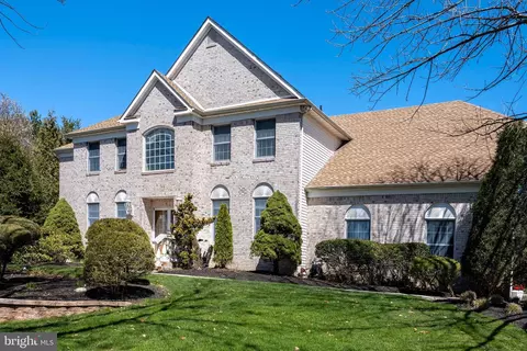 32 Pleasant Valley Way, West Windsor, NJ 08550