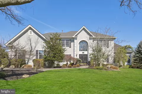 35 Walker Dr, Princeton, NJ 08540