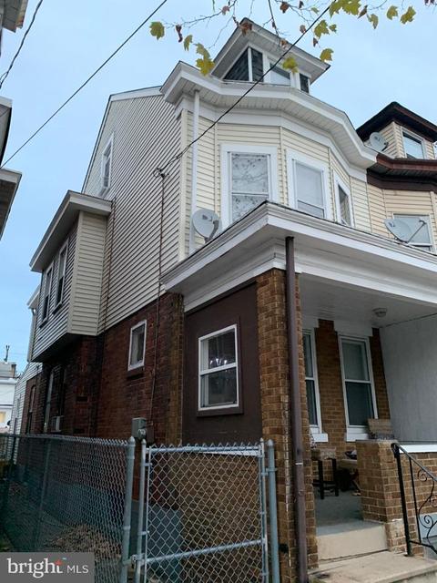 1042 Genesee St, Trenton, NJ 08610