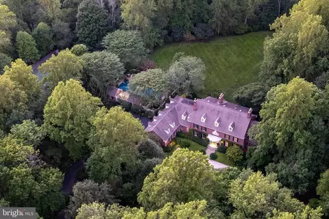 155 Drakes Corner Rd, Princeton, NJ 08540