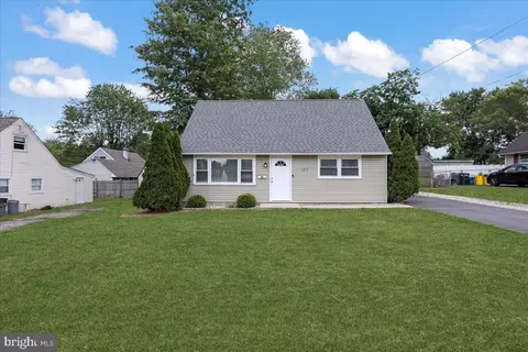 122 Stratford, Ewing, NJ 08618